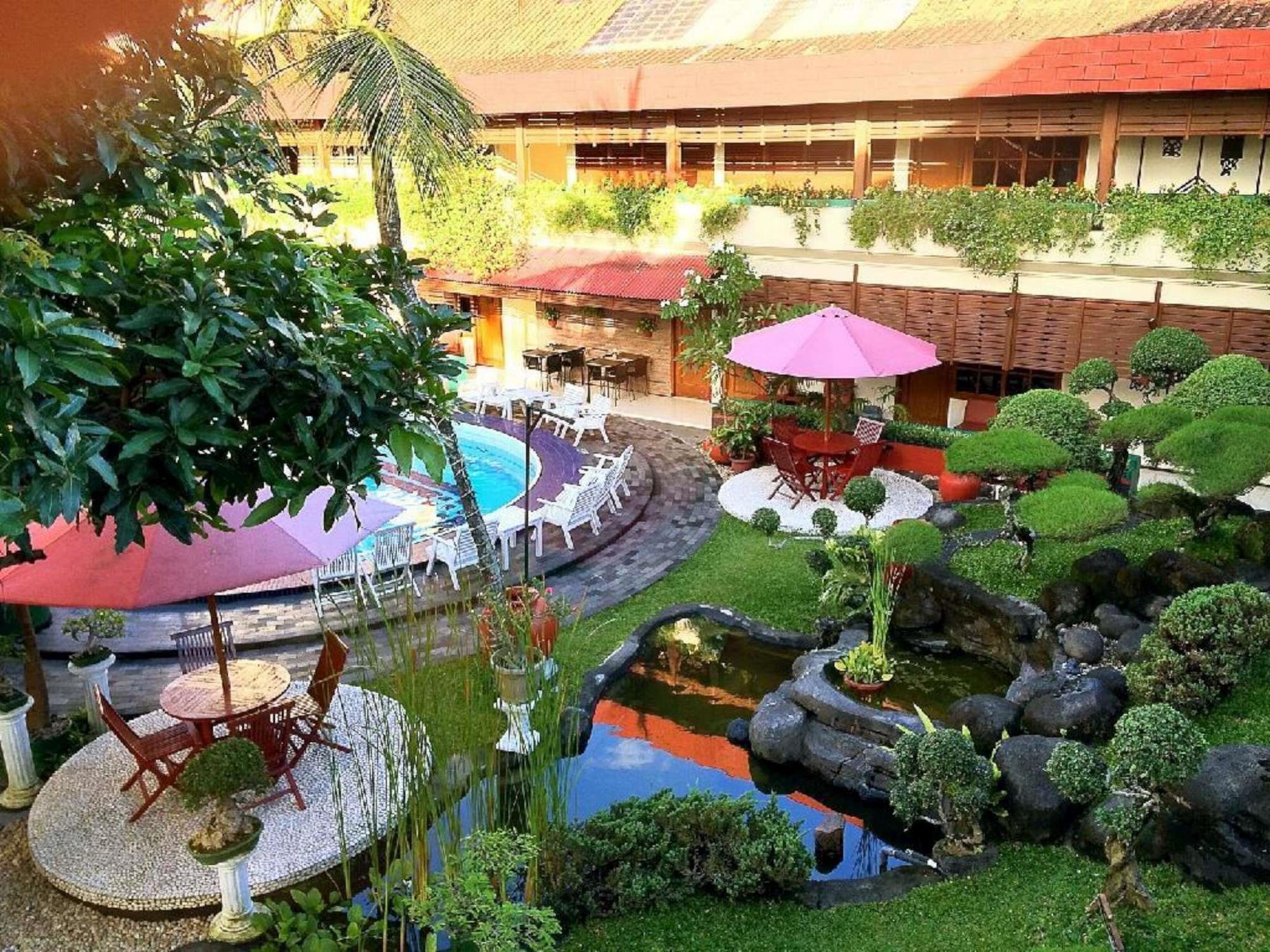 Peti Mas Hotel Malioboro Yogyakarta Esterno foto